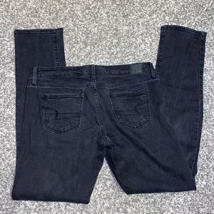 Size 8 AEO Skinny Stretch Jeans Distressed